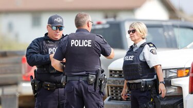 Conmoción en Canadá por el arresto de siete policías acusados de trabajar para criminales