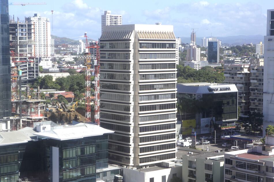 Por cambios en el sistema económico