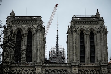 La nueva aguja de Notre Dame ya es visible para los parisinos