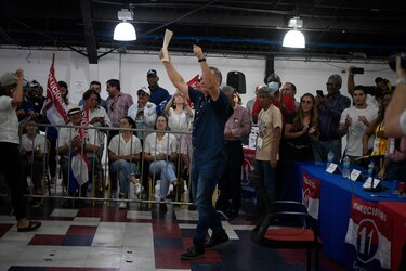 González lanza pullas al Gobierno y a la dirigencia del PRD; dice que el país necesita ‘un nuevo rumbo