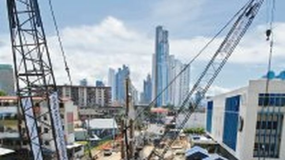 Policlínica de El Marañón cambia de horario