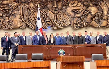 Delegación de congresistas estadounidenses visita la Asamblea Nacional