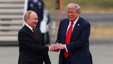 Cómo los conflictos globales se han convertido en un dolor de cabeza para Trump
