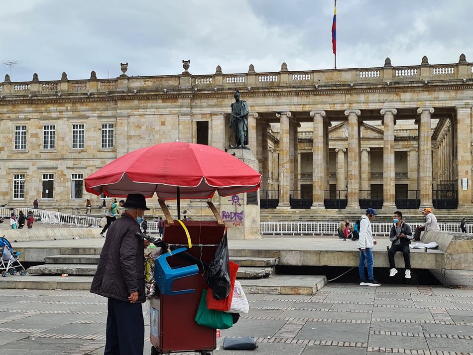 Colombia dejará de exigir mascarillas en espacios abiertos