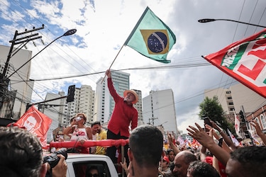Lula arremete contra la cadena ‘Globo’ por un almuerzo de dos directores con Bolsonaro
