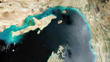 ¿Cuál es la importancia estratégica del estrecho de Ormuz?