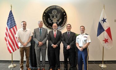 Subsecretario Adjunto de Defensa de Estados Unidos, de visita oficial en Panamá 