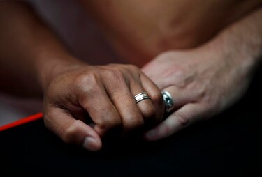 El Senado de Estados Unidos allana el camino para proteger el matrimonio entre personas del mismo sexo.