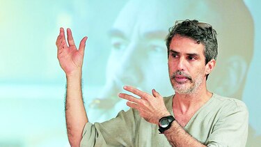 Donan videos a la Biblioteca Nacional