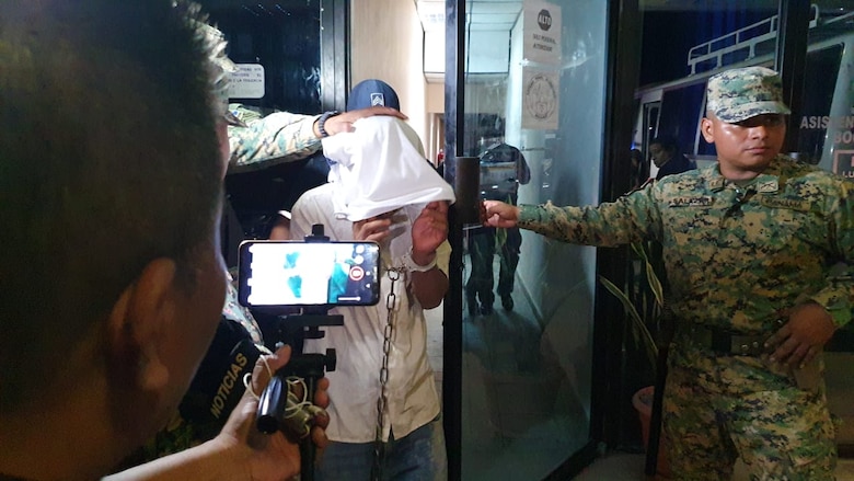 Miembros de secta acusados de siete homicidios permanecerán detenidos en Changuinola