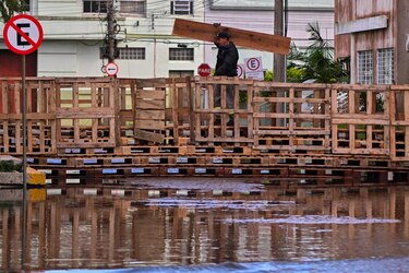 CAF anuncia $746 millones en ayudas y préstamos por las inundaciones en Brasil