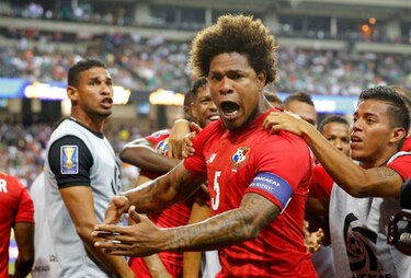 Se cae el pase de Román Torres a la MLS