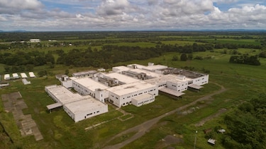 Gobierno formaliza acuerdo transaccional con IBT, que deberá ceder proyectos en cuatro hospitales