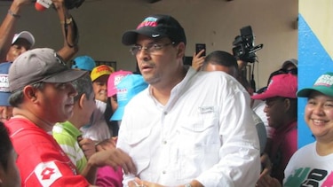 Arias llegó a la escuela Elisa Chiari de David