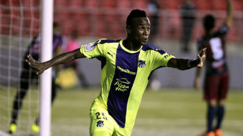 Abdiel Macea no pasa la prueba en el Alajuelense