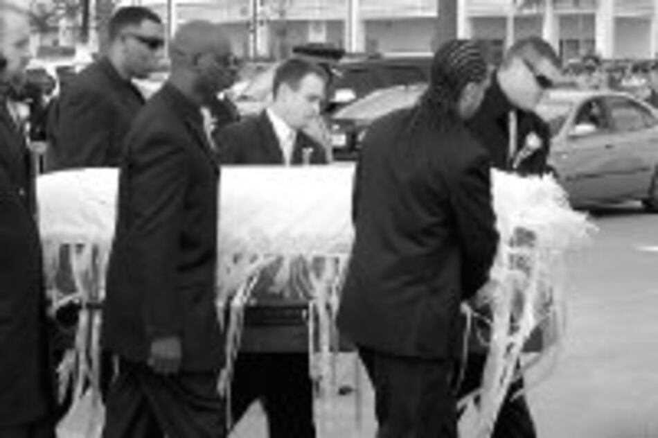 Ayer fue enterrada Anna Nicole Smith