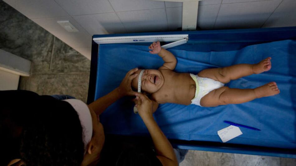 Escasez de medicinas deja a Venezuela vulnerable ante el zika