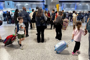 Estados Unidos supera por segundo día los mil vuelos cancelados por el cierre del Gobierno