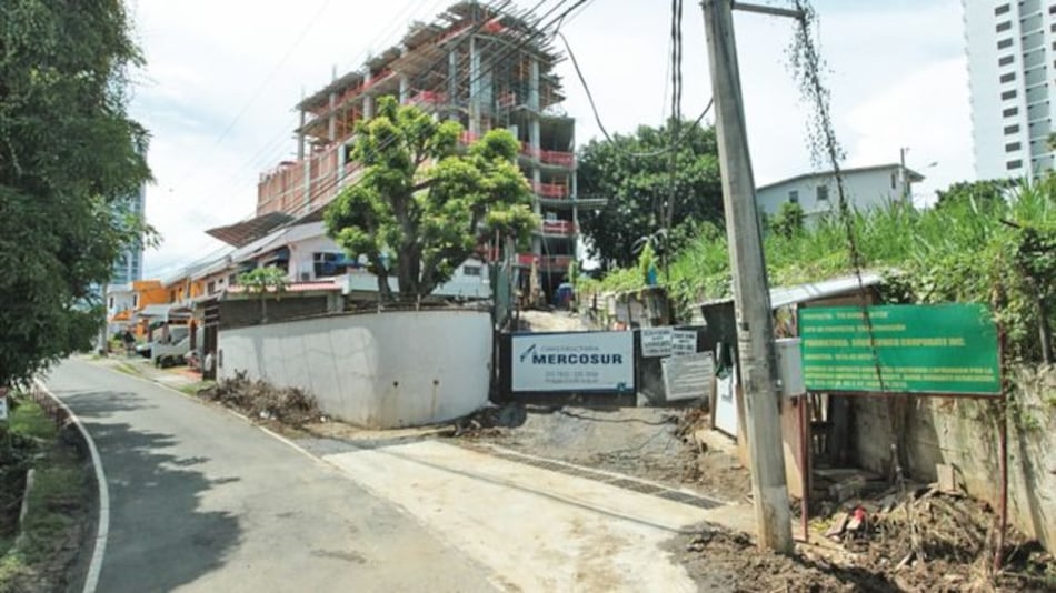 Concejo reactiva torre de 20 pisos en calle Los Bambú