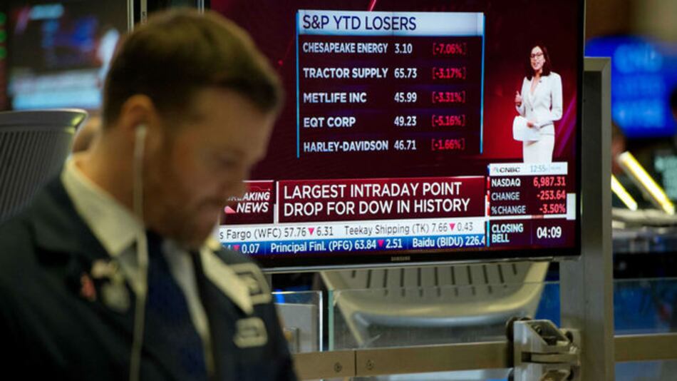 El desplome en Wall Street golpea los mercados mundiales