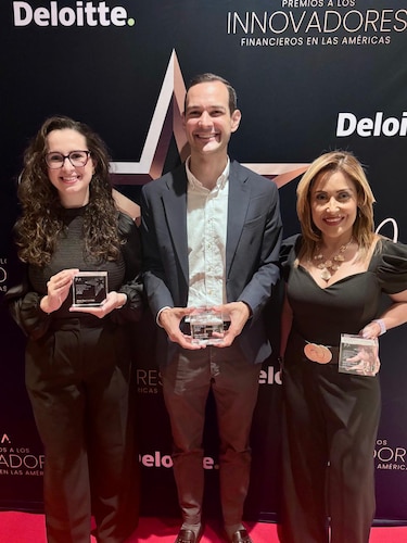 BAC reafirma su liderazgo con Plata en Panamá y tres premios en Innovadores Financieros de Fintech Americas