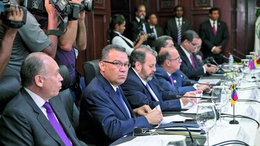 Gobierno y oposición vuelven a dialogar