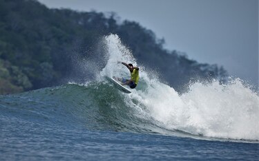 Panameños González y Elizondo, las revelaciones del Panamericano de Surf