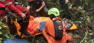 Rescatan a los seis heridos del accidente de helicóptero en zona montañosa en Chiriquí