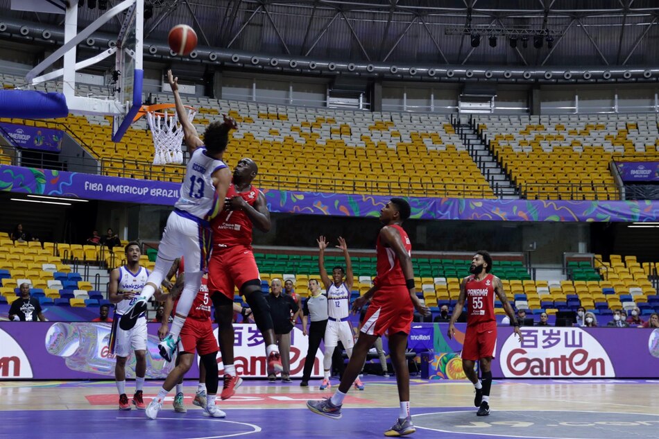 Colombia y México sorprenden, Brasil impone su ley en casa y Venezuela vence a Panamá