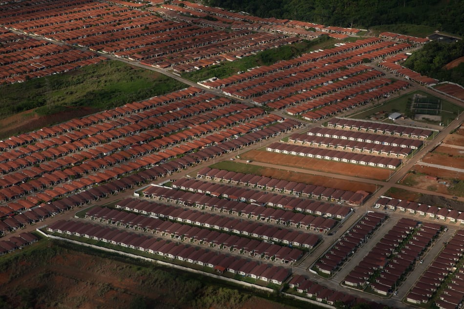 Solicitarán crédito extraordinario para pagar deuda a promotores de viviendas sociales