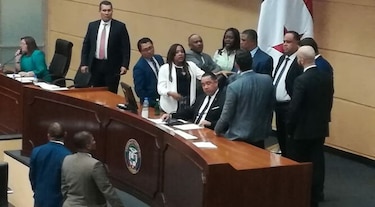 Diputados presentan 25 modificaciones al proyecto sobre las APP durante el segundo debate