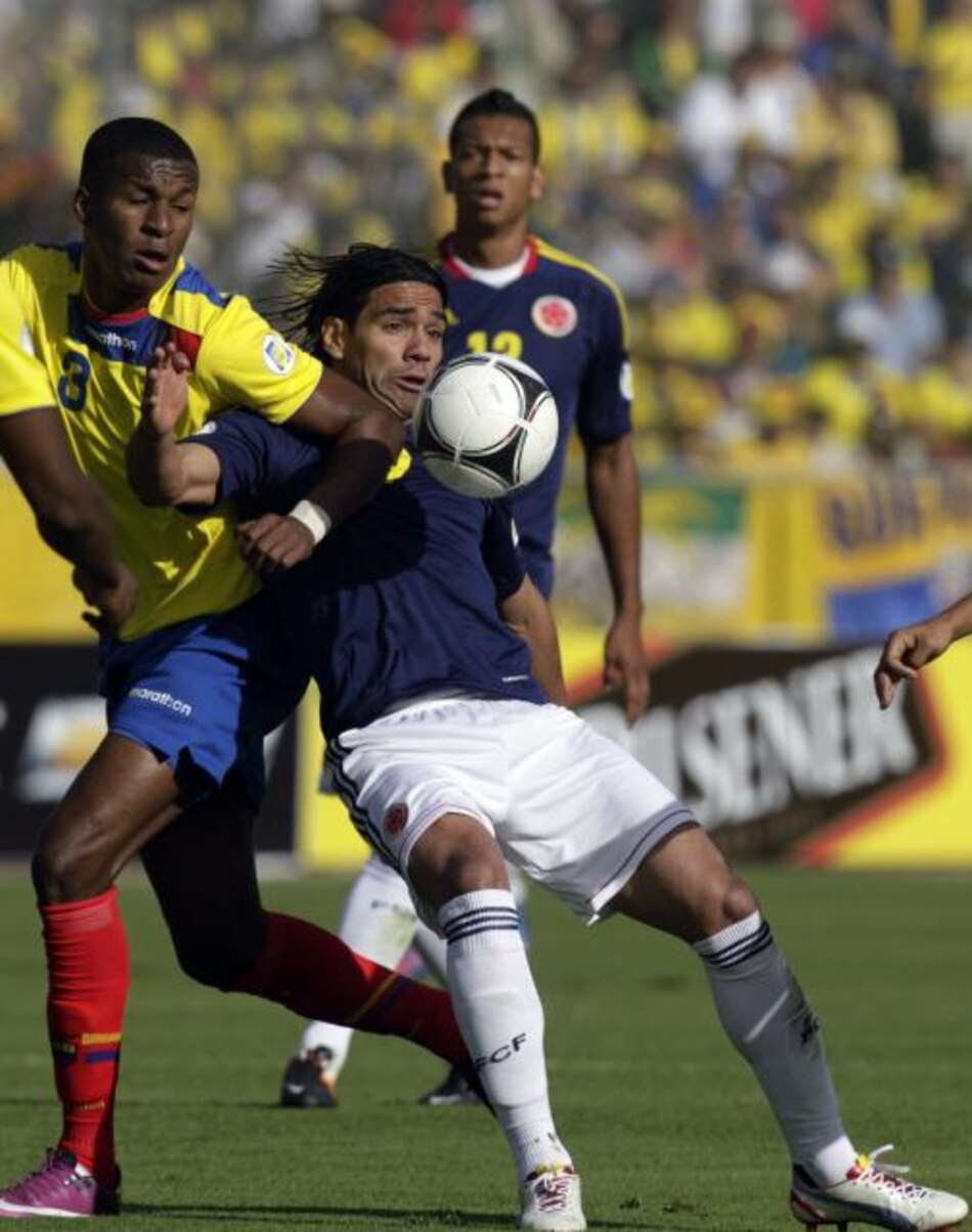 Ecuador vence 1-0 a Colombia en eliminatorias sudamericanas