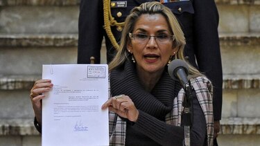 Presidenta interina de Bolivia pide al Congreso que apruebe ley para convocar a elecciones