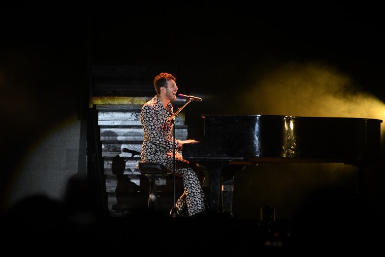 Sebastián Yatra enamora al público en Panamá con su Dharma Tour