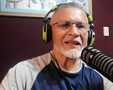 La subsecretaria general de la Asamblea presenta querella contra el comunicador Isaac Rodríguez