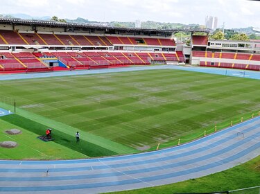 Millonaria inversión en instalaciones deportivas