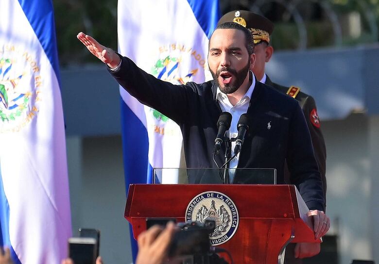 Nayib Bukele justifica sus acciones; dice que tiene el apoyo de la población