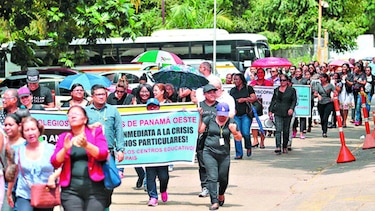 Suspenden reunión con centros privados