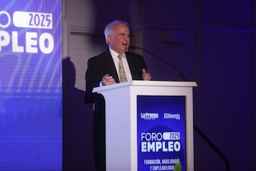 Se acentuó la pérdida del empleo en el sector privado y aumentó la cantidad de funcionarios públicos