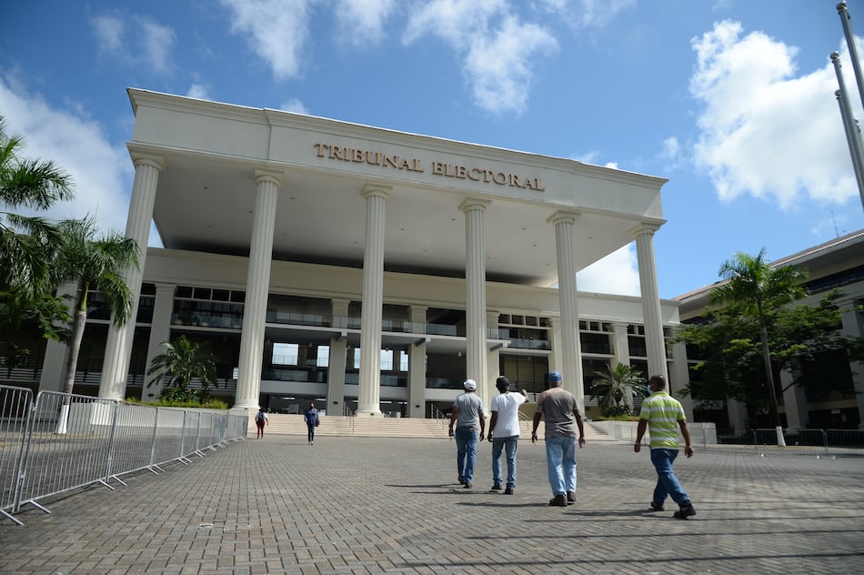 13 independientes buscan postularse para Presidente