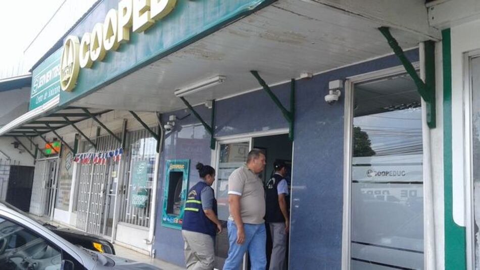 Hurtan $25 mil de las oficinas de Coopeduc en La Chorrera
