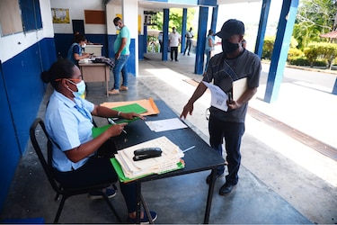 Ifarhu publica calendario de  entrega de documentos para pago de becas escolares