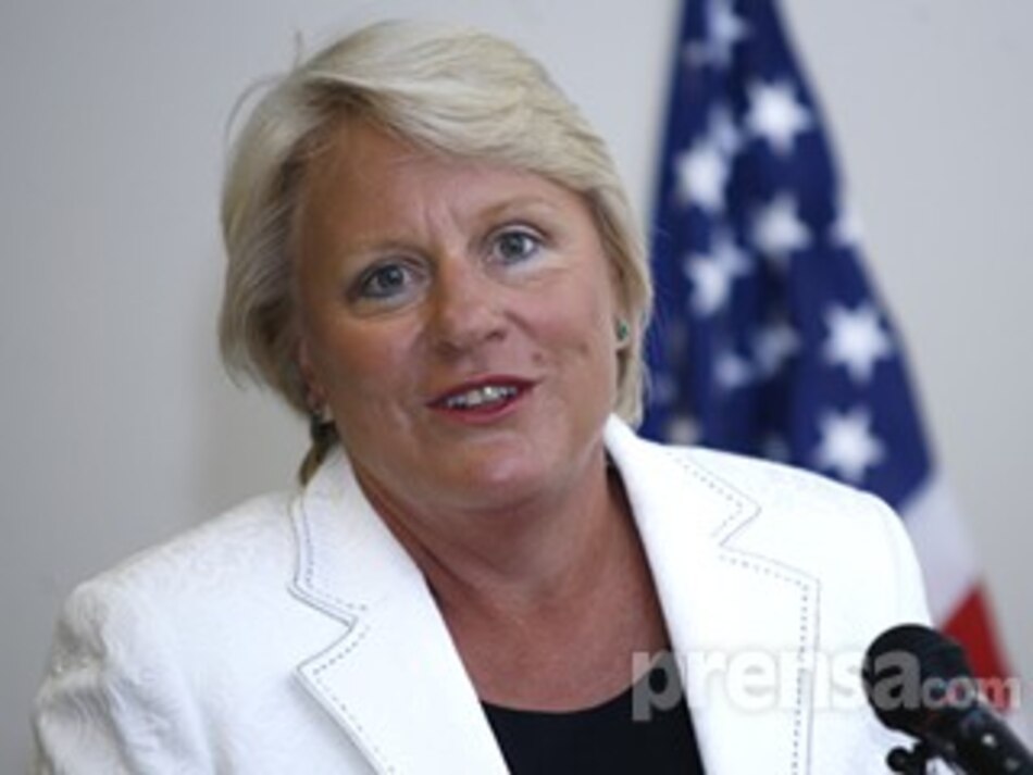 Stephenson: Bases aeronavales atacarán el contrabando