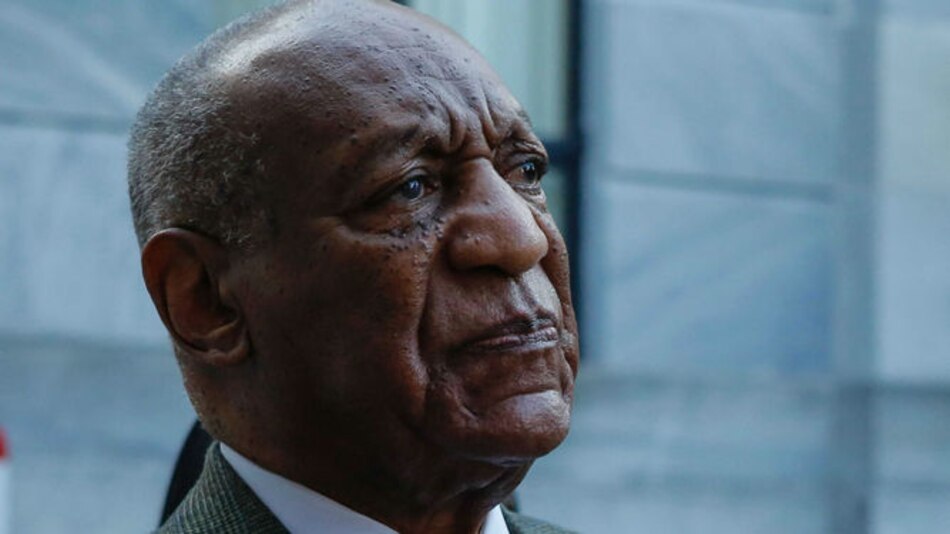Juez no emite fallo tras audiencia en caso de comediante Bill Cosby