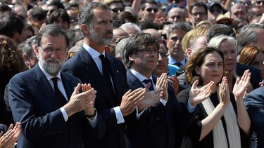 Policía de España busca al presunto autor de los atentados