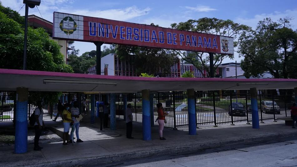 Auxilios económicos: Universidad de Panamá niega que recibió fondos del Ifarhu para cursos de idiomas a pesar de reportes oficiales