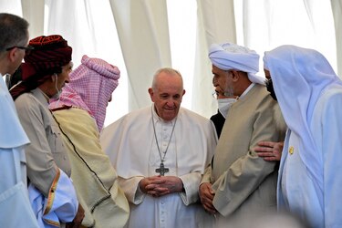 El papa Francisco y el ayatolá Sistani abogan por la ‘paz’ en histórico encuentro en Irak