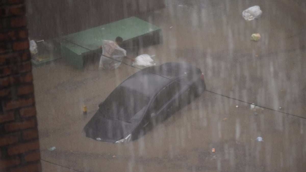 Lluvias ocasionan inundaciones en diferentes áreas de la ciudad