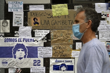 Maradona tiene el alta firmada a ocho días de cirugía en la cabeza