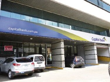 Capital Bank entra en el negocio de seguros